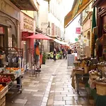 Апартаменты Proche Port Et Plages, Piscine Йер